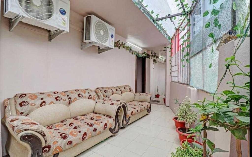 Hotel O Bottom Inn دهرادون المظهر الخارجي الصورة